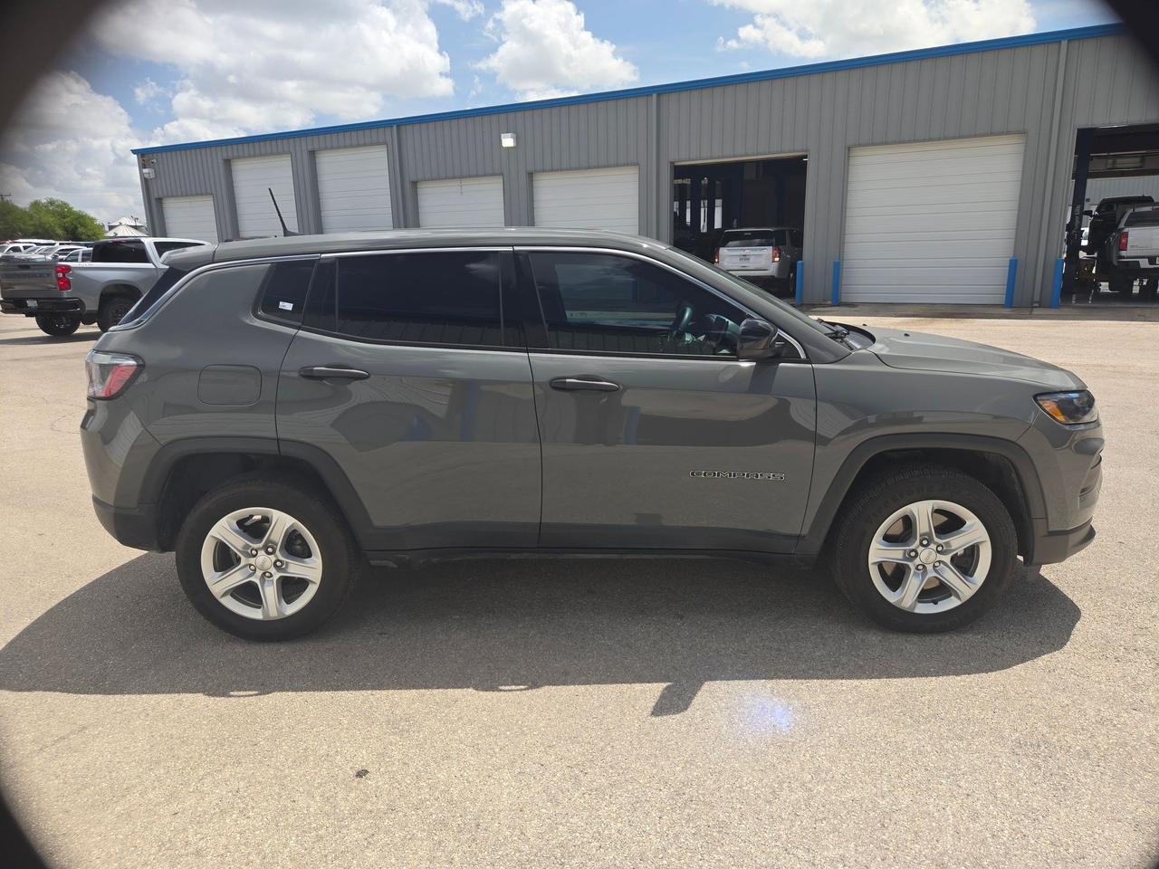2023 Jeep Compass Sport