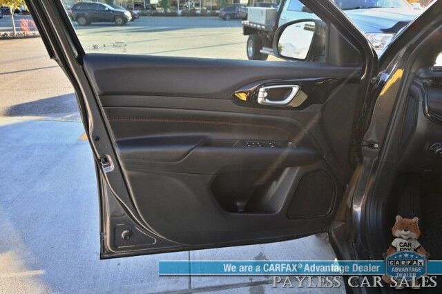 2023 Jeep Compass Trailhawk / 4X4 / Leather Trimmed Seats / Adaptive Cruise Control / Lane Departure & Blind Spot Alert / Apple CarPlay & Android Auto / USB Input / Back Up Camera / Keyless Entry & Start / 32 MPG / Low Miles / 1-Owner Anchorage AK