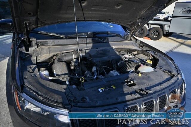 2023 Jeep Compass Trailhawk / 4X4 / Leather Trimmed Seats / Adaptive Cruise Control / Lane Departure & Blind Spot Alert / Apple CarPlay & Android Auto / USB Input / Back Up Camera / Keyless Entry & Start / 32 MPG / Low Miles / 1-Owner Anchorage AK