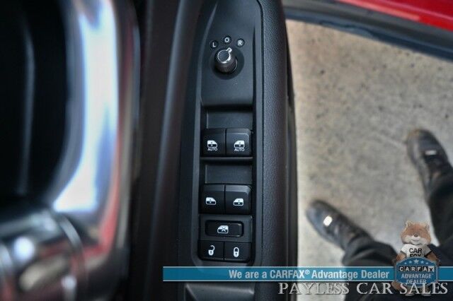 2023 Jeep Compass Trailhawk / 4X4 / Leather Trimmed Seats / Adaptive Cruise Control / Lane Departure & Blind Spot Alert / Apple CarPlay & Android Auto / USB Input / Back Up Camera / Keyless Entry & Start / 32 MPG / Low Miles / 1-Owner Anchorage AK