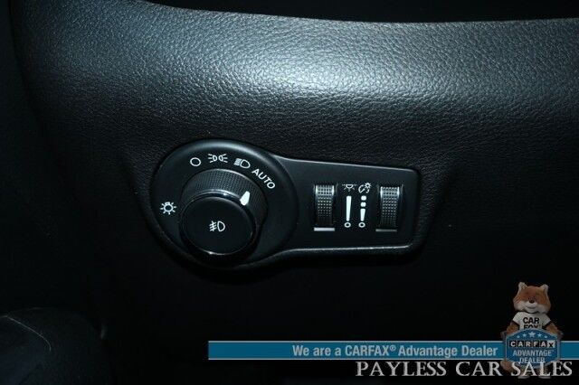 2023 Jeep Compass Trailhawk / 4X4 / Leather Trimmed Seats / Adaptive Cruise Control / Lane Departure & Blind Spot Alert / Apple CarPlay & Android Auto / USB Input / Back Up Camera / Keyless Entry & Start / 32 MPG / Low Miles / 1-Owner Anchorage AK