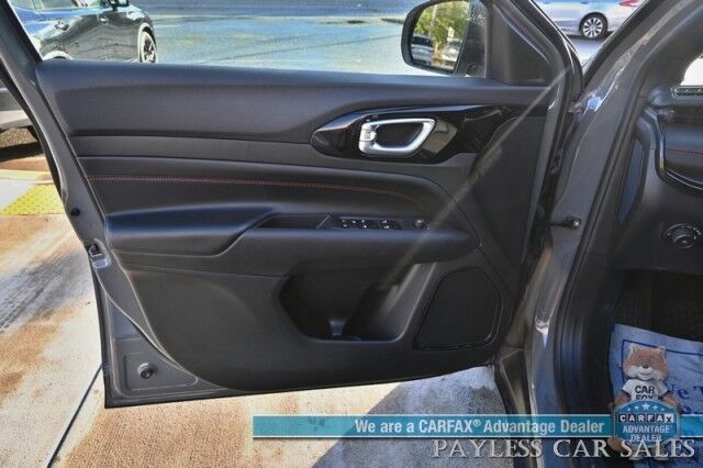 2023 Jeep Compass Trailhawk / 4X4 / Leather Trimmed Seats / Adaptive Cruise Control / Lane Departure & Blind Spot Alert / Apple CarPlay & Android Auto / USB Input / Back Up Camera / Keyless Entry & Start / 32 MPG / Low Miles / 1-Owner Anchorage AK