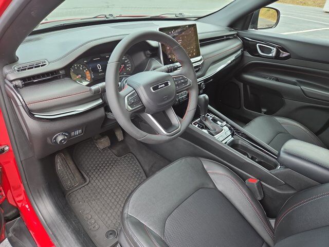 2023 Jeep Compass Trailhawk HAMBURG PA