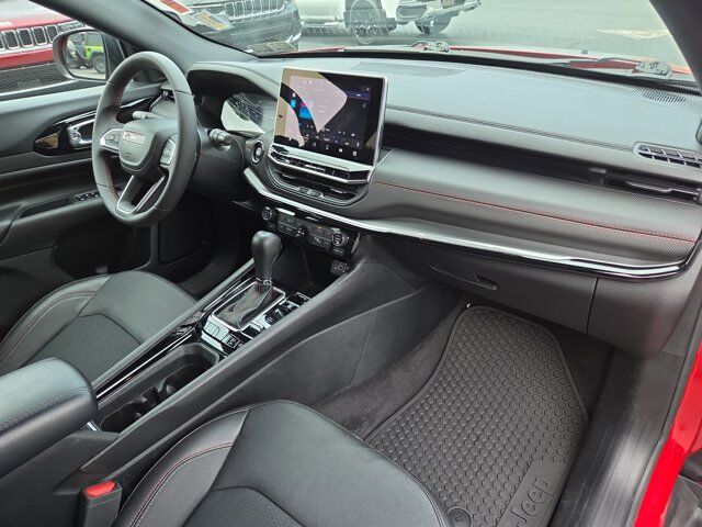 2023 Jeep Compass Trailhawk HAMBURG PA