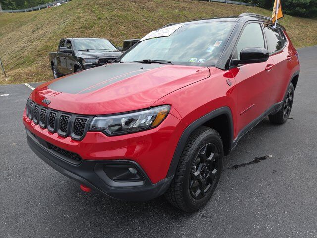 2023 Jeep Compass Trailhawk HAMBURG PA