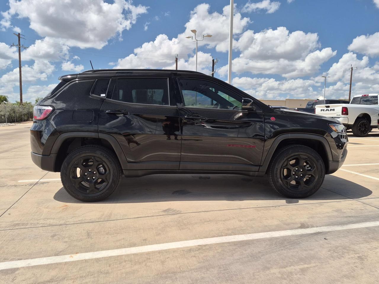 2023 Jeep Compass Trailhawk