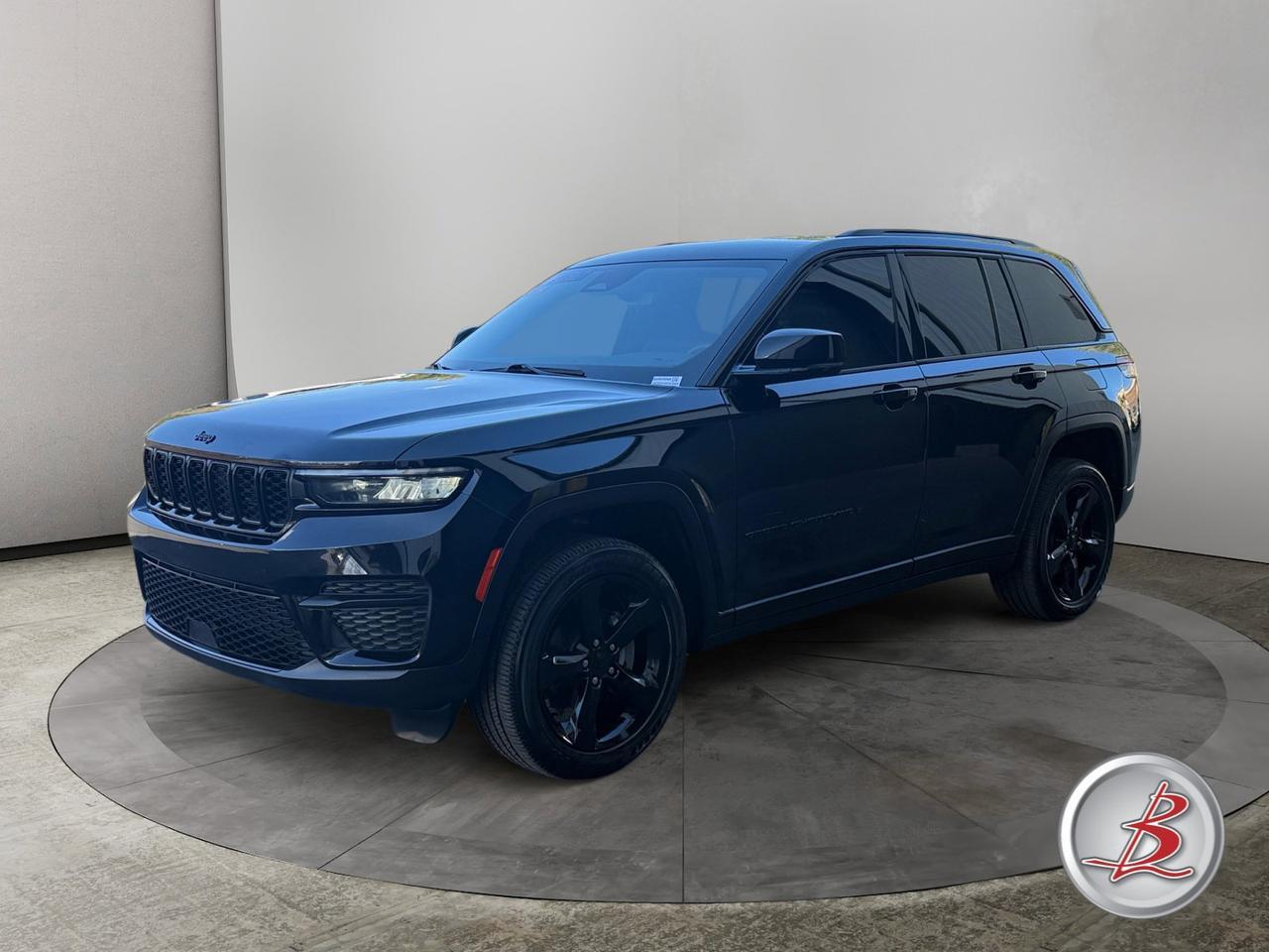 2023 Jeep GRAND CHEROKEE Altitude