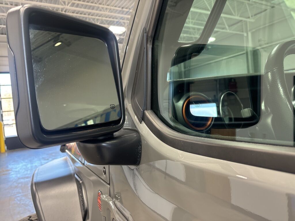 2023 Jeep Gladiator 4x4 Crew Cab Mojave Minocqua WI