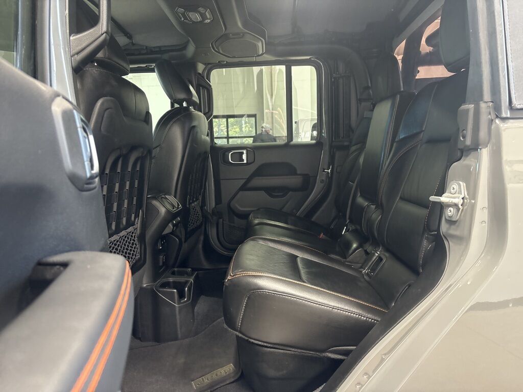 2023 Jeep Gladiator 4x4 Crew Cab Mojave Minocqua WI