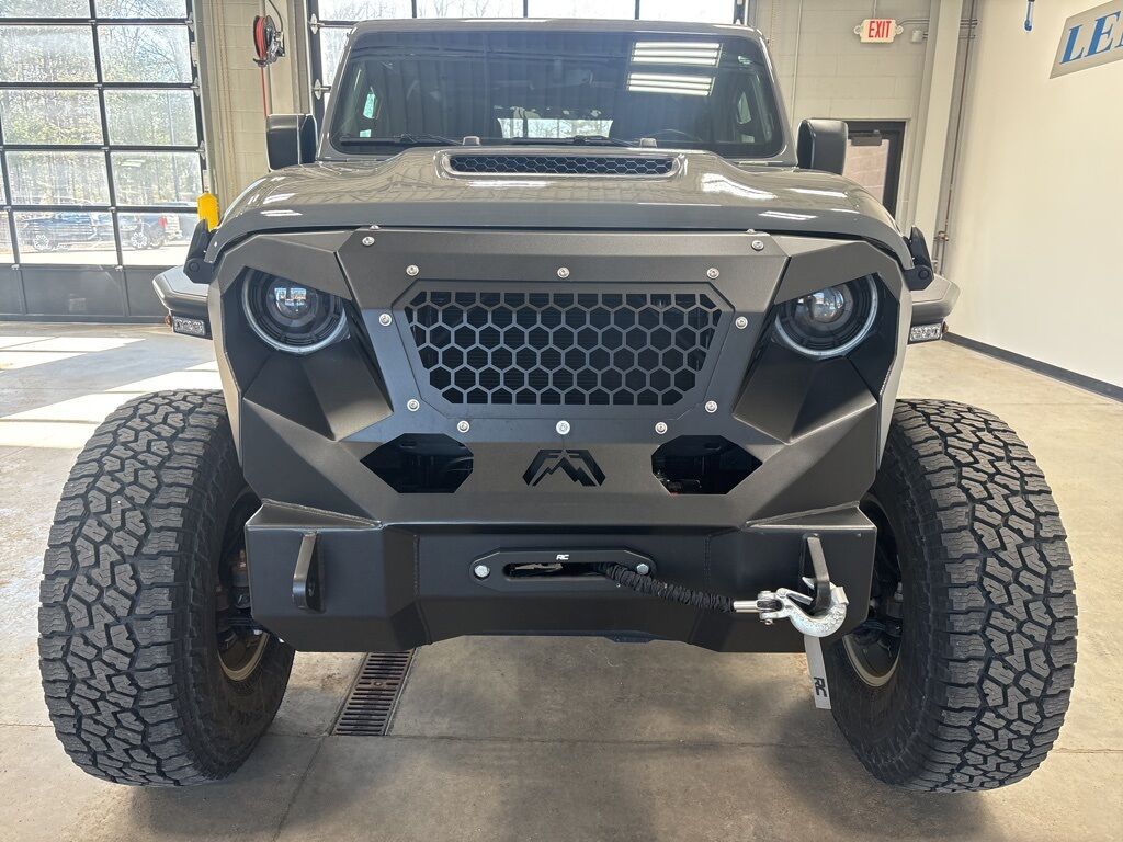 2023 Jeep Gladiator 4x4 Crew Cab Mojave Minocqua WI