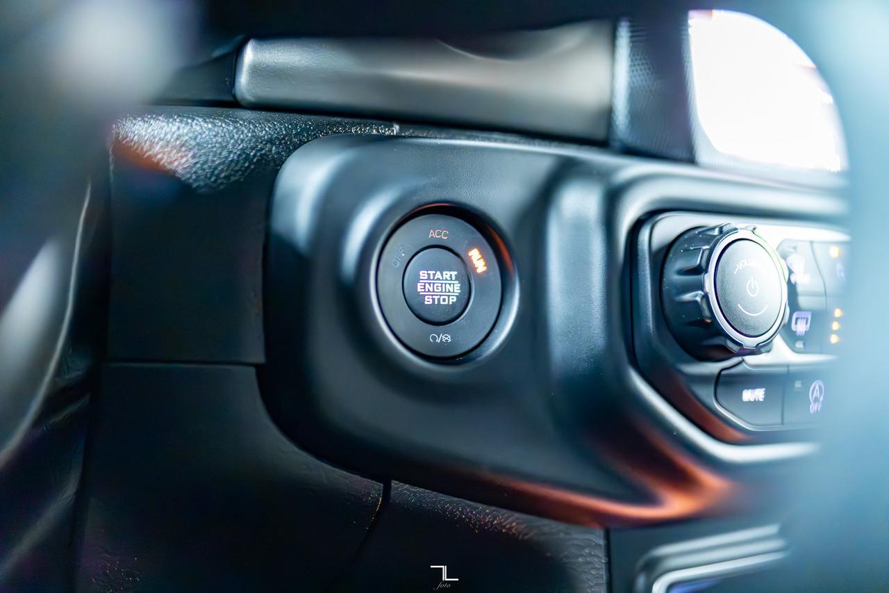 2023 Jeep Gladiator 4x4 Sport S Leather Nav BCam Red Deer AB