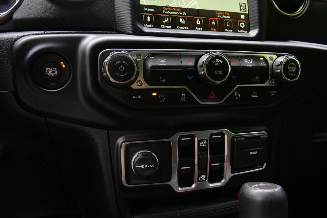 2023 Jeep Gladiator High Altitude 4X4 / Turbo Diesel / Nappa Leather! High Point NC