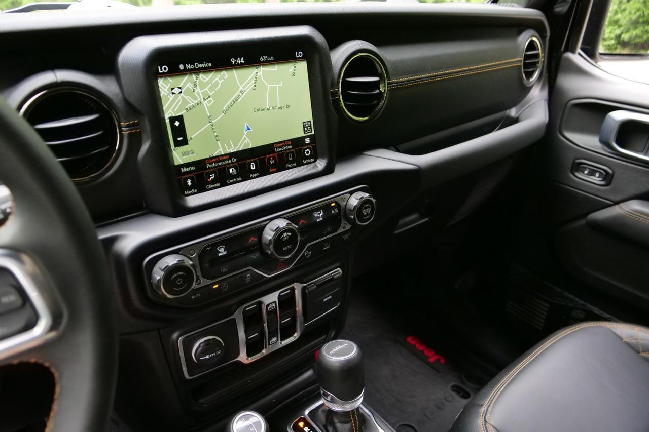 2023 Jeep Gladiator High Altitude 4X4 / Turbo Diesel / Nappa Leather! High Point NC