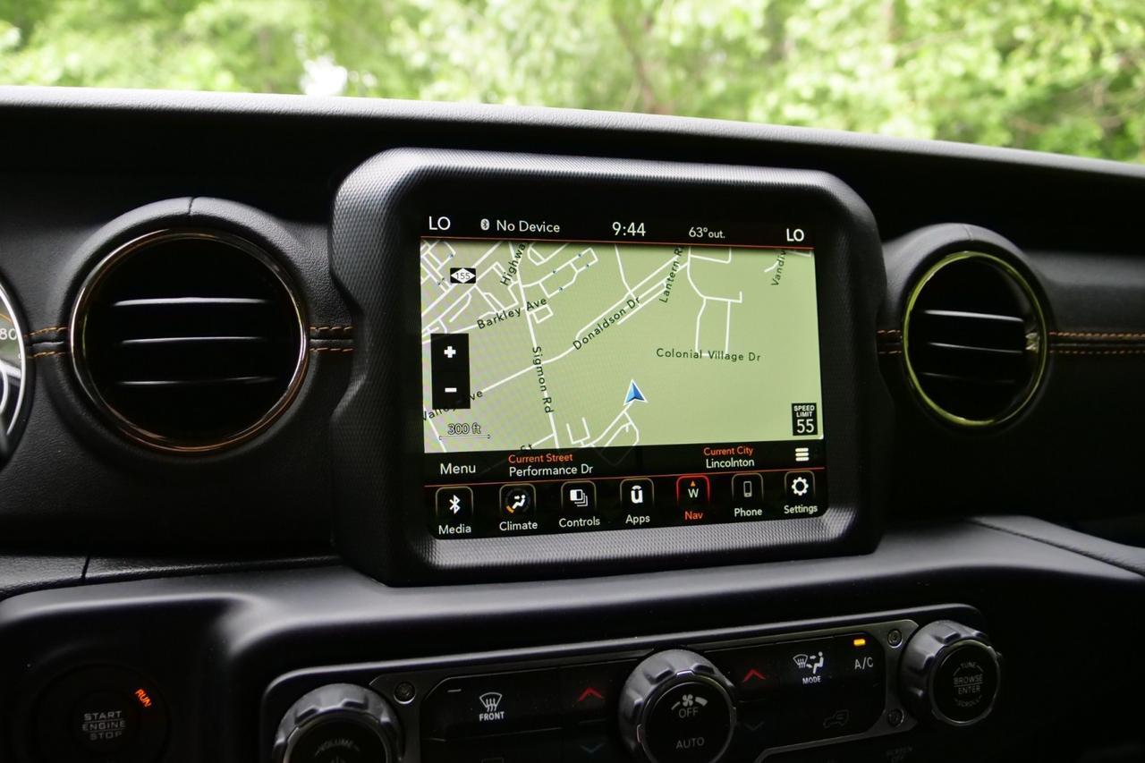 2023 Jeep Gladiator High Altitude 4X4 / Turbo Diesel / Nappa Leather! High Point NC