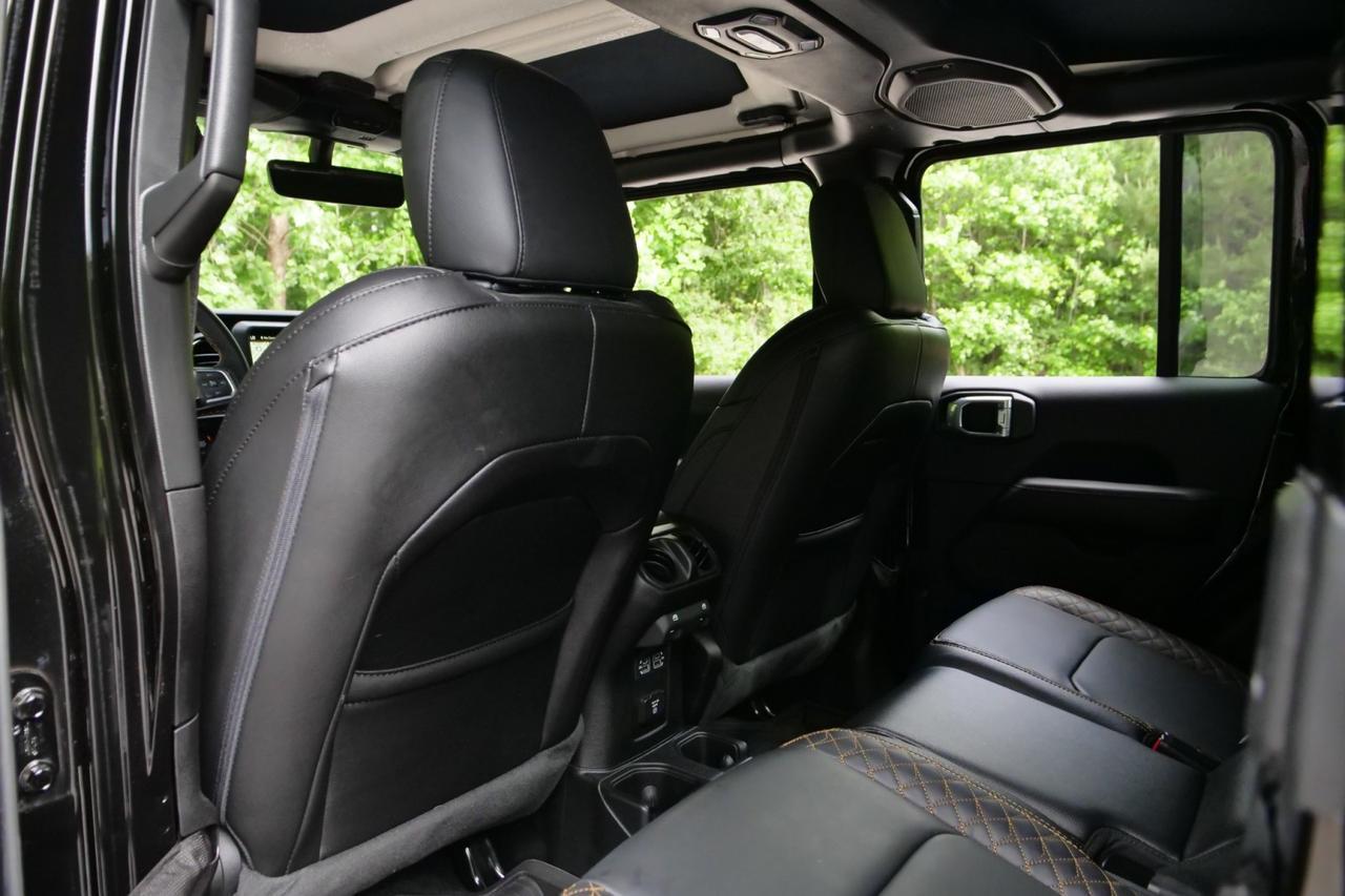 2023 Jeep Gladiator High Altitude 4X4 / Turbo Diesel / Nappa Leather! High Point NC