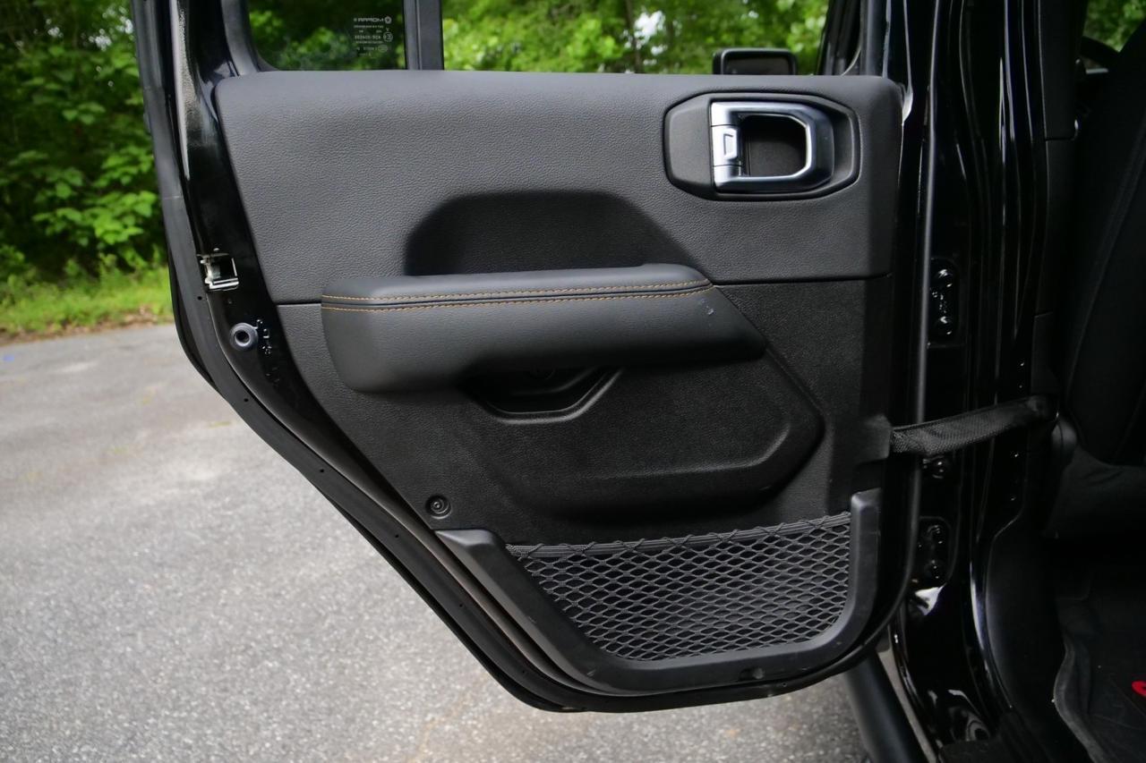2023 Jeep Gladiator High Altitude 4X4 / Turbo Diesel / Nappa Leather! High Point NC