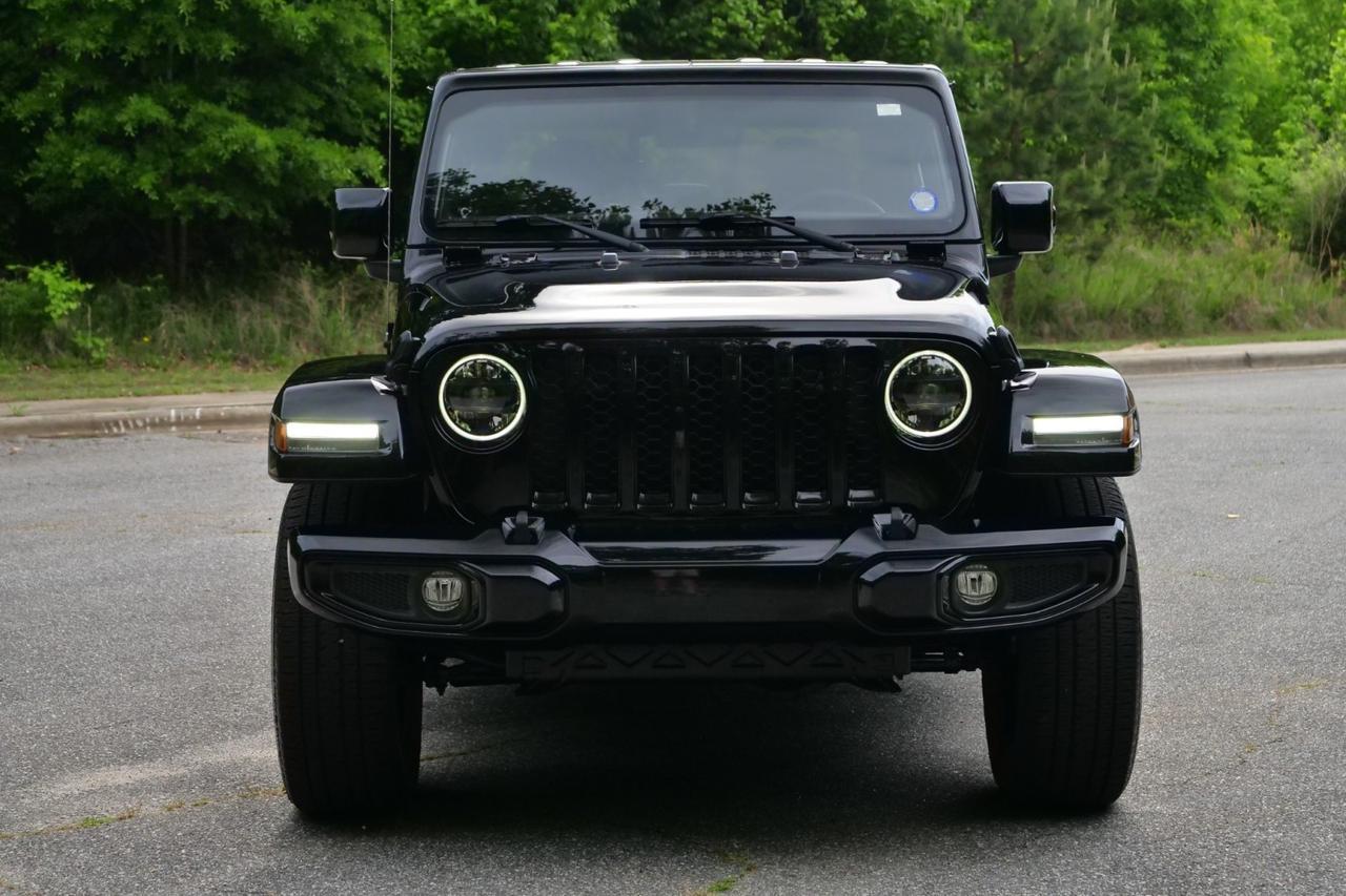 2023 Jeep Gladiator High Altitude 4X4 / Turbo Diesel / Nappa Leather! High Point NC