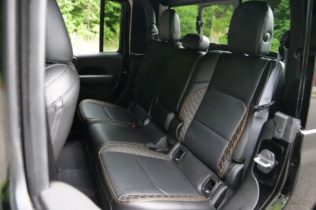 2023 Jeep Gladiator High Altitude 4X4 / Turbo Diesel / Nappa Leather! High Point NC