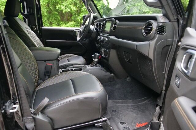 2023 Jeep Gladiator High Altitude 4X4 / Turbo Diesel / Nappa Leather! High Point NC