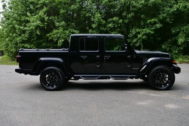 2023 Jeep Gladiator High Altitude 4X4 / Turbo Diesel / Nappa Leather! High Point NC
