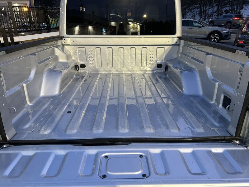 2023 Jeep Gladiator Mojave - 1-OWNER - ONLY 7K MILES Webster MA