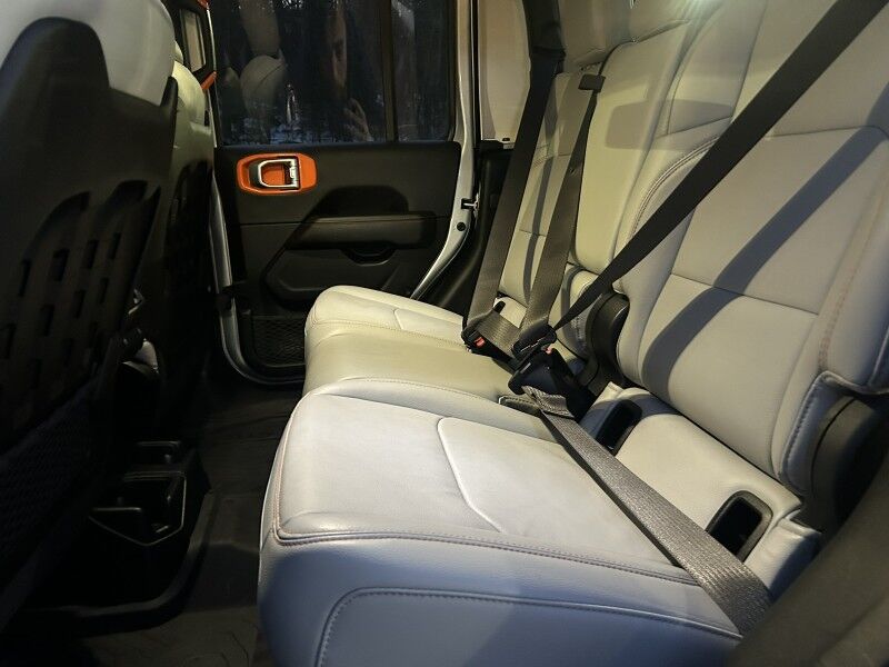 2023 Jeep Gladiator Mojave - 1-OWNER - ONLY 7K MILES Webster MA