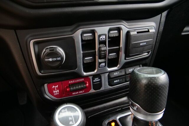 2023 Jeep Gladiator Mojave 4X4 / By Pass Shocks / Leather Seats / Wheels & Tires! High Point NC