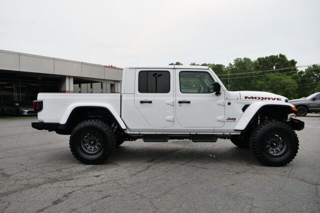 2023 Jeep Gladiator Mojave 4X4 / By Pass Shocks / Leather Seats / Wheels & Tires! High Point NC