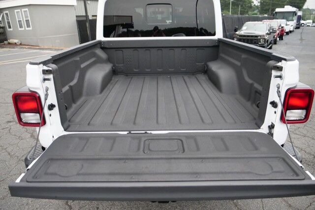 2023 Jeep Gladiator Mojave 4X4 / By Pass Shocks / Leather Seats / Wheels & Tires! High Point NC