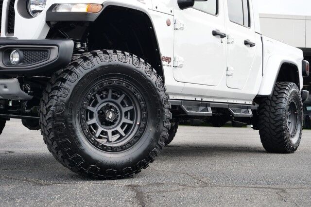 2023 Jeep Gladiator Mojave 4X4 / By Pass Shocks / Leather Seats / Wheels & Tires! High Point NC