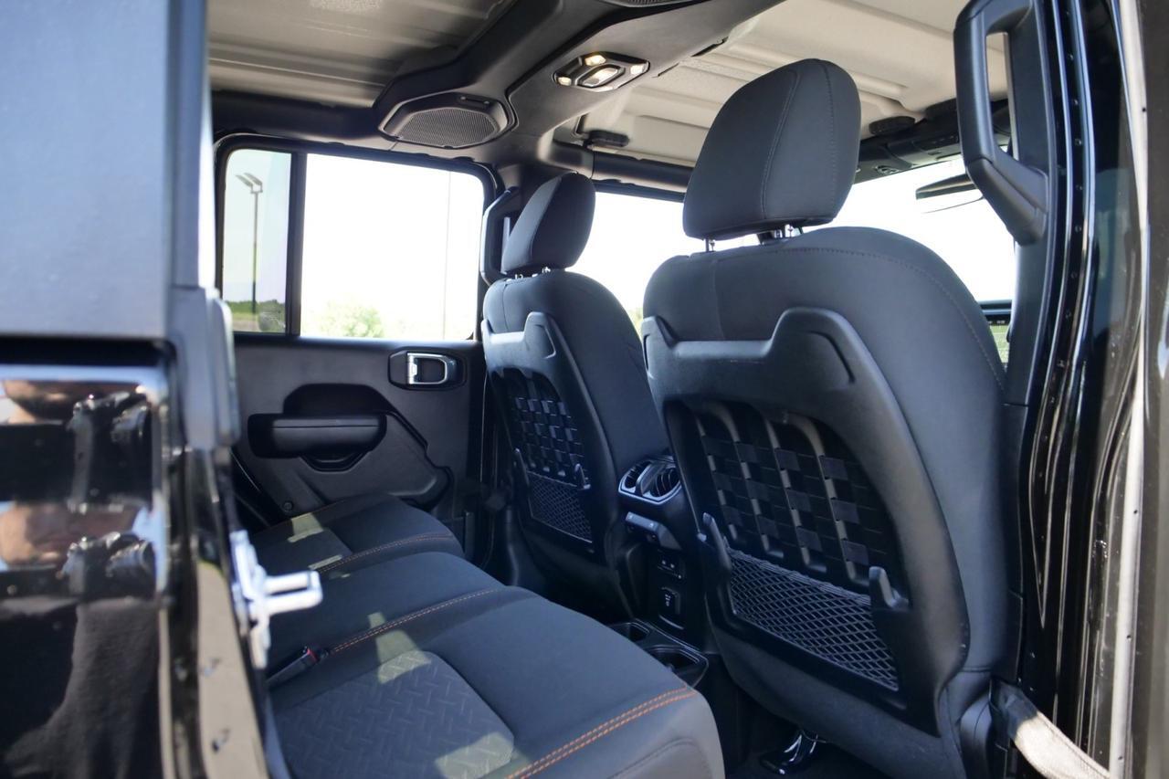 2023 Jeep Gladiator Mojave 4X4 / Cold Weather Group / UPGRADES! High Point NC