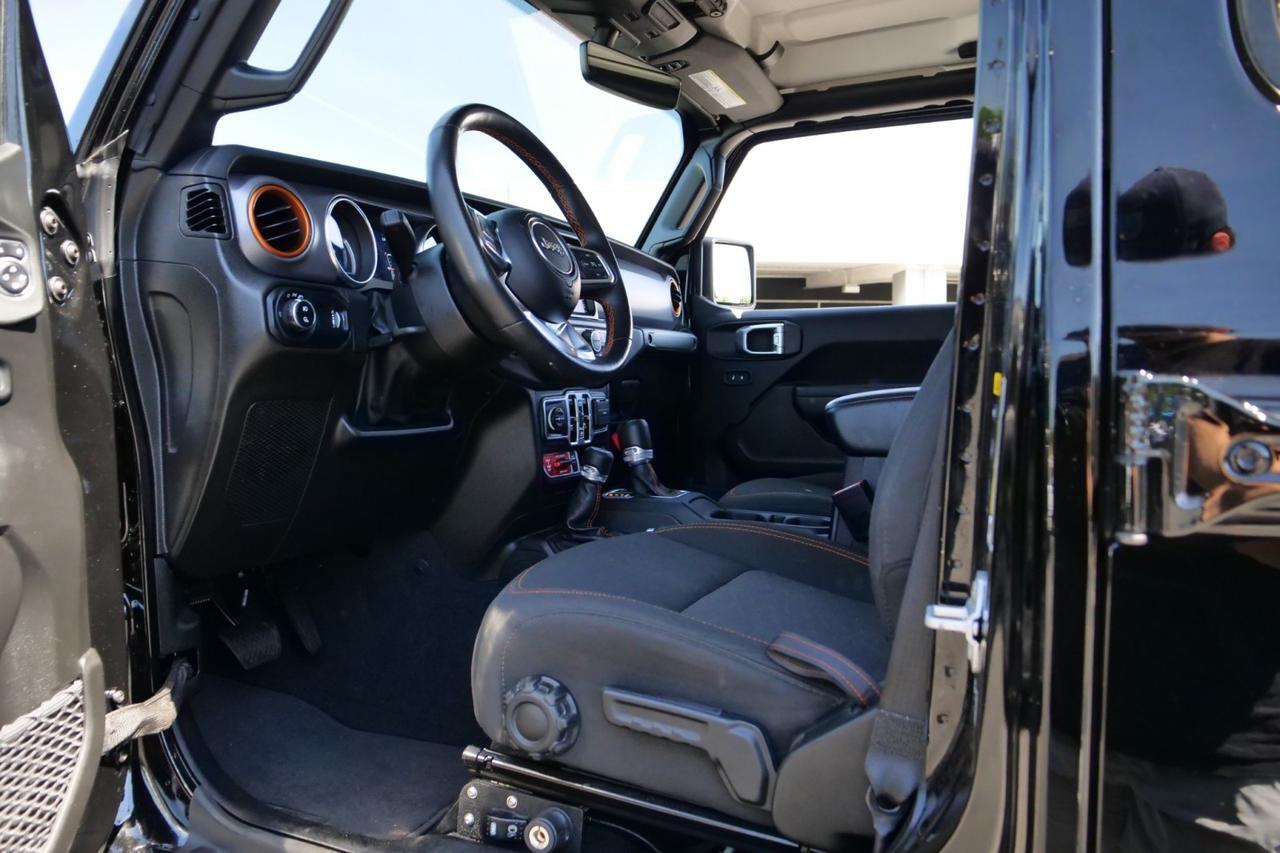 2023 Jeep Gladiator Mojave 4X4 / Cold Weather Group / UPGRADES! High Point NC