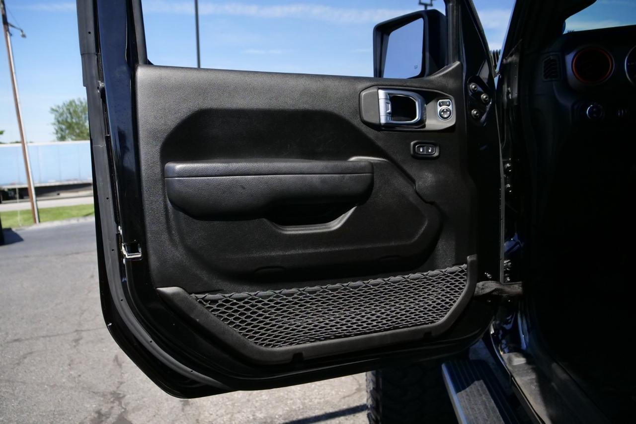 2023 Jeep Gladiator Mojave 4X4 / Cold Weather Group / UPGRADES! High Point NC