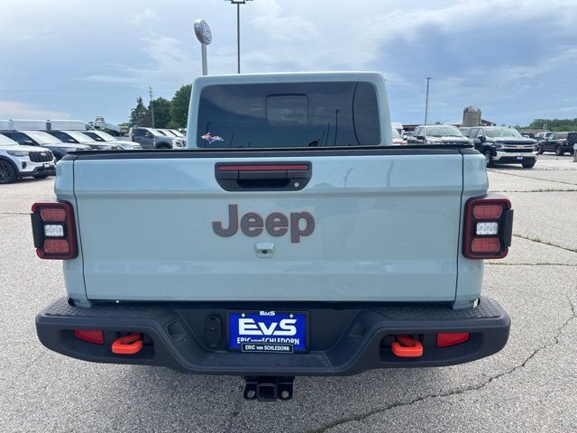 2023 Jeep Gladiator Mojave Random Lake WI
