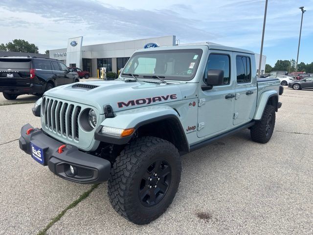 2023 Jeep Gladiator Mojave Random Lake WI