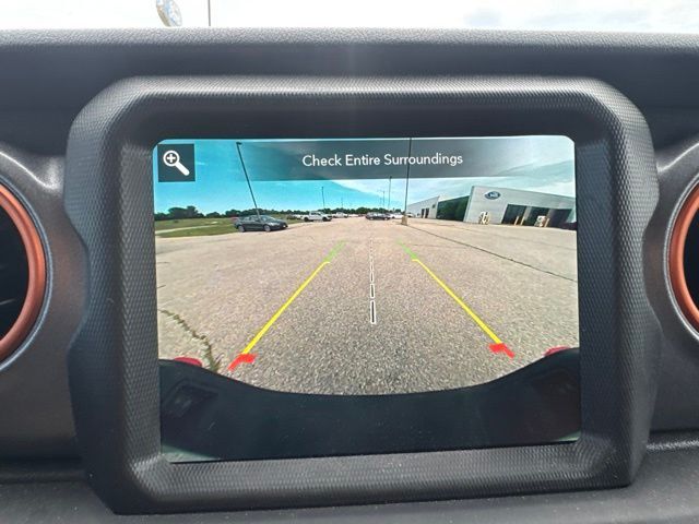 2023 Jeep Gladiator Mojave Random Lake WI