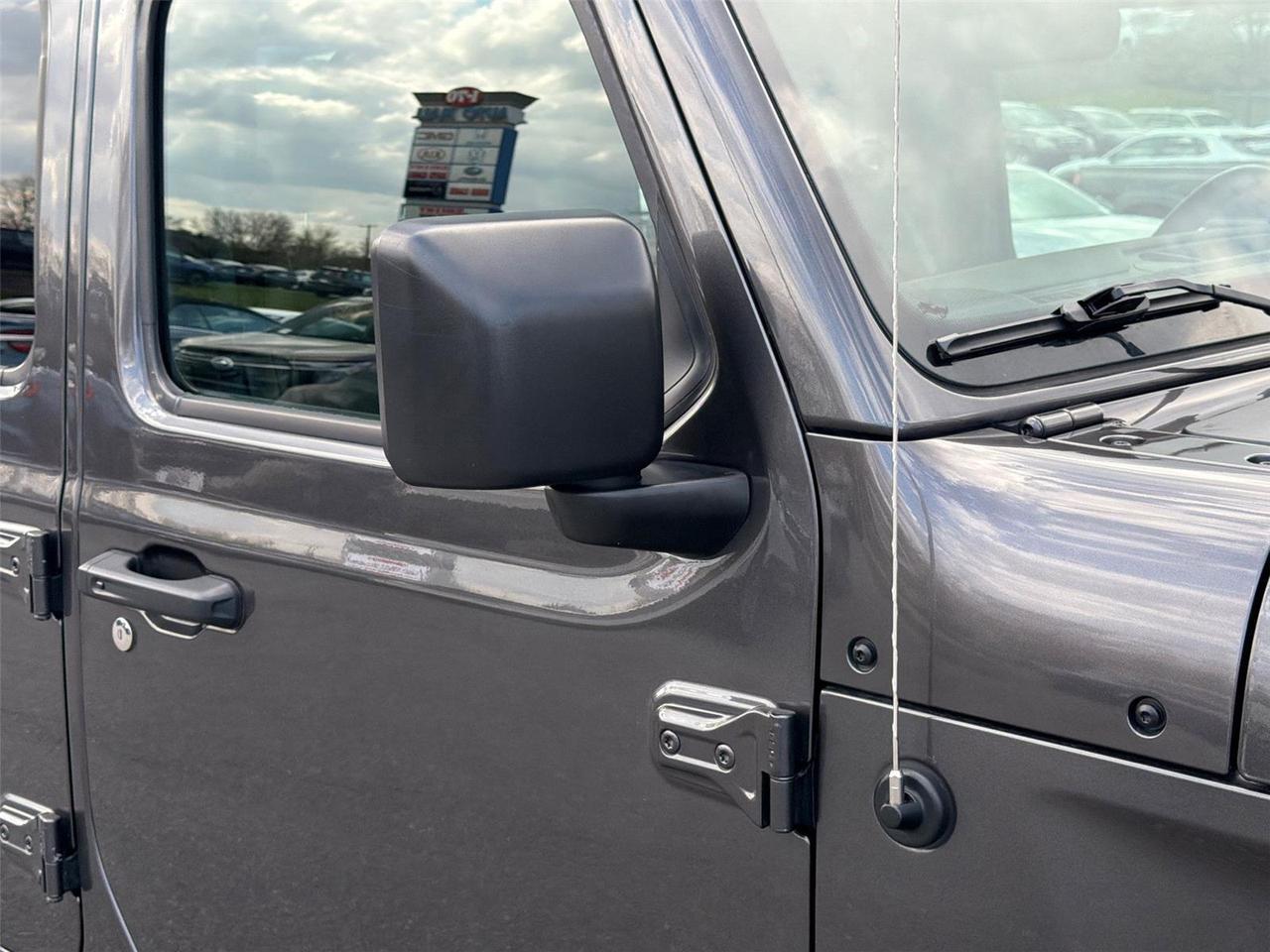 2023 Jeep Gladiator Mojave Hagerstown MD