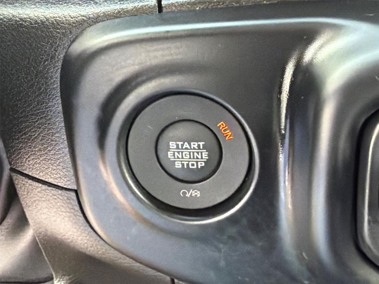 2023 Jeep Gladiator Mojave Hagerstown MD