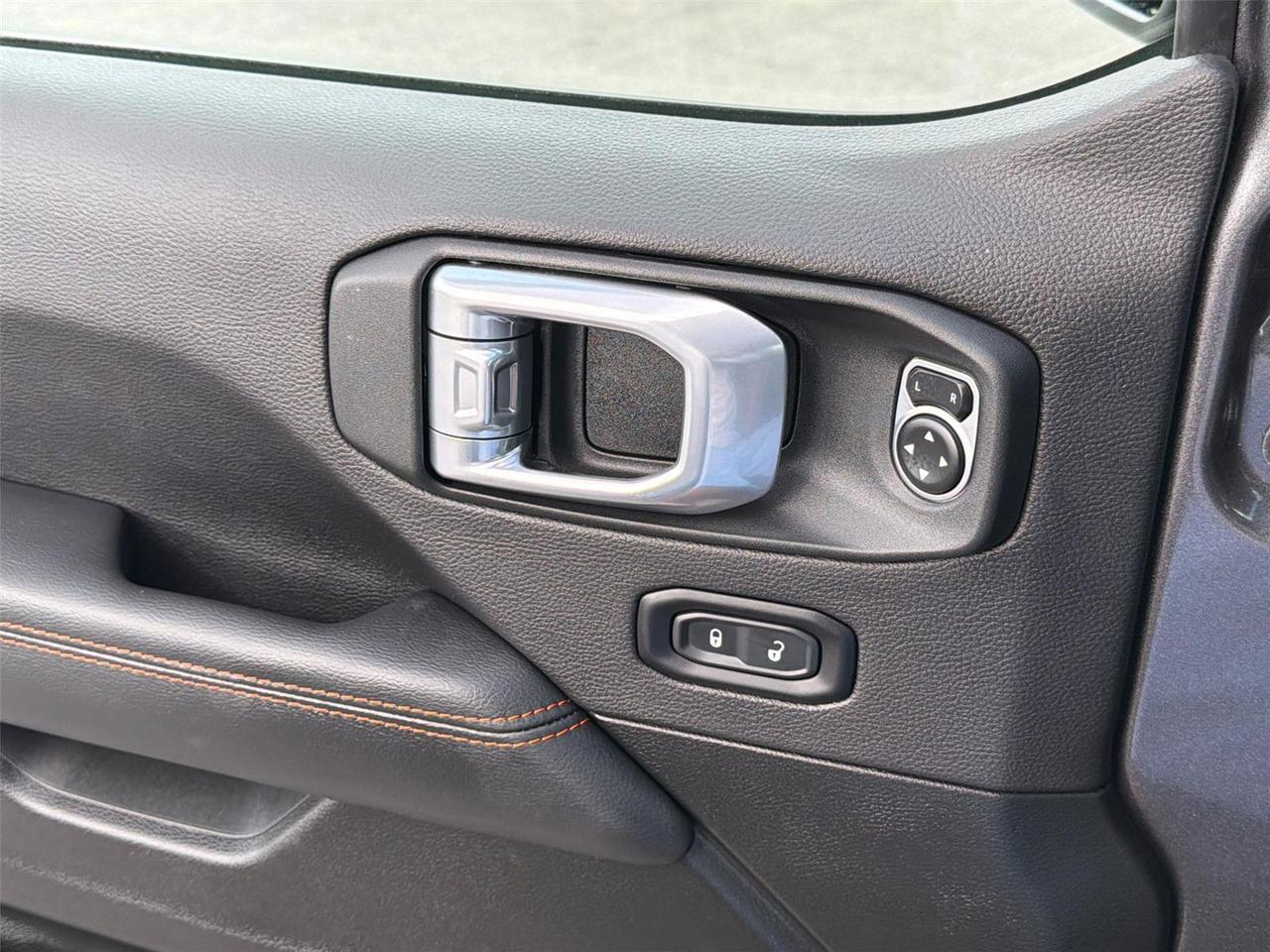 2023 Jeep Gladiator Mojave Hagerstown MD