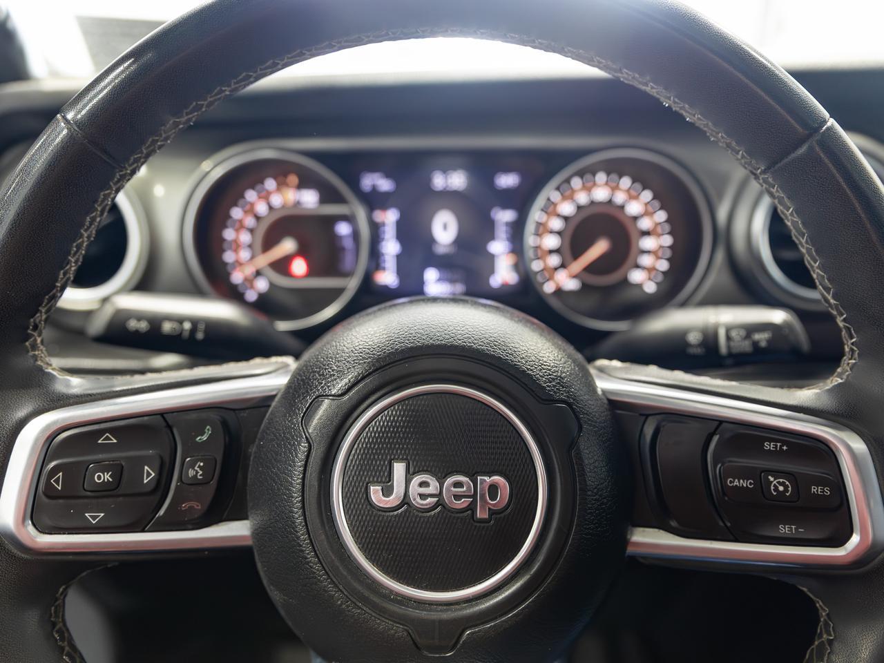 2023 Jeep Gladiator Overland 4WD Cranberry PA