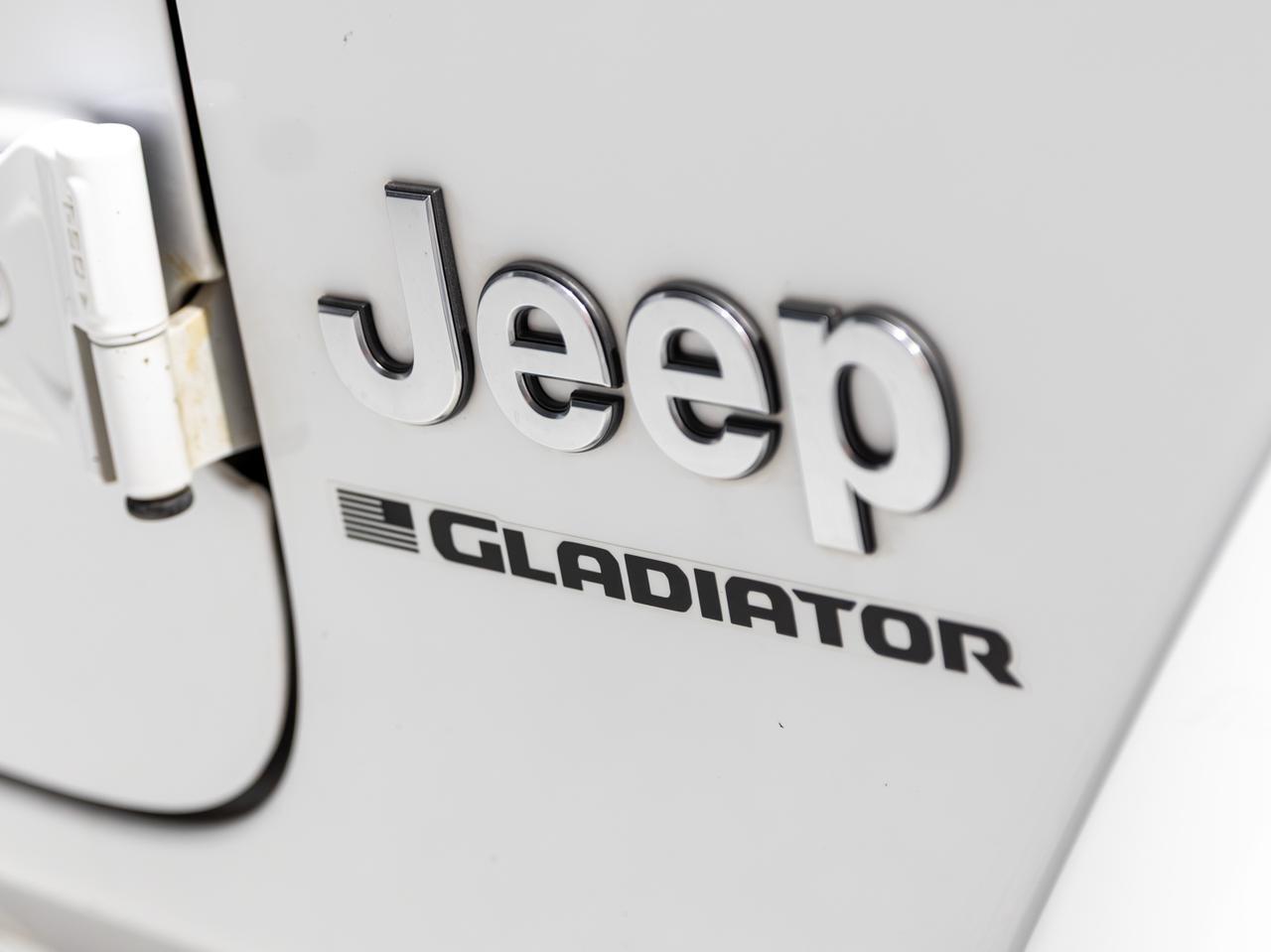 2023 Jeep Gladiator Overland 4WD Cranberry PA
