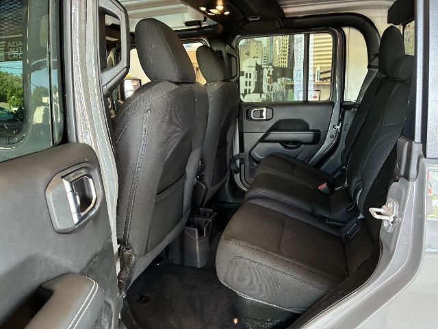 2023 Jeep Gladiator Overland 4x4 Dallas NC