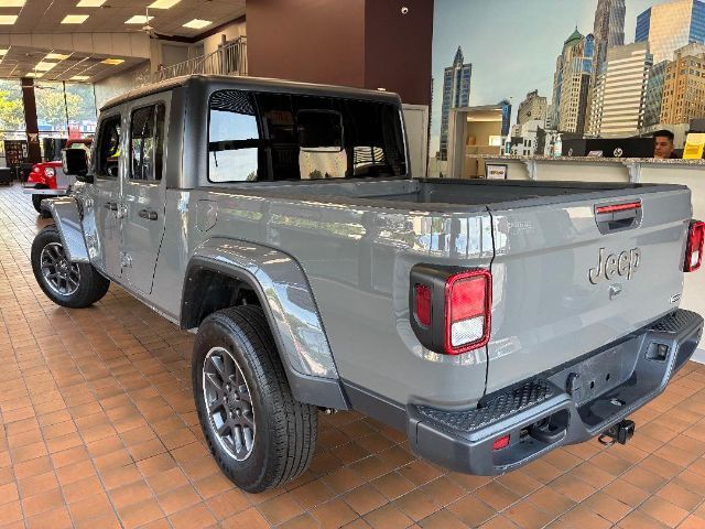 2023 Jeep Gladiator Overland 4x4 Dallas NC