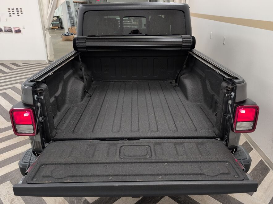 2023 Jeep Gladiator Overland Bozeman MT