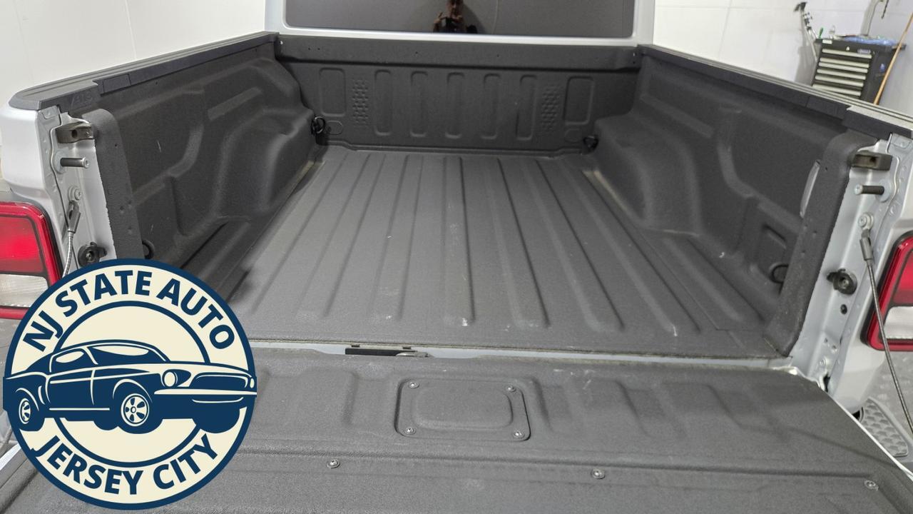 2023 Jeep Gladiator Overland Jersey City NJ