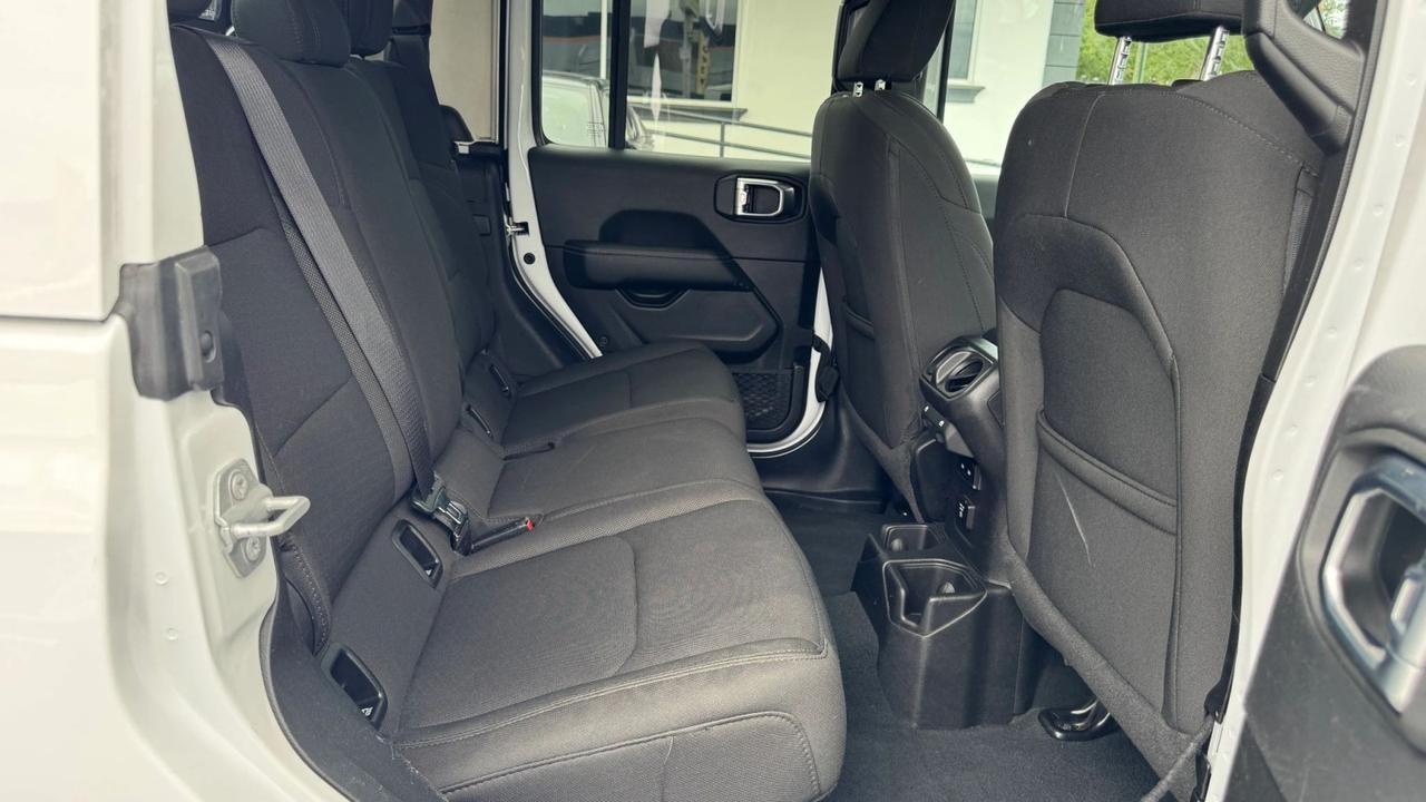 2023 Jeep Gladiator Overland Miami FL