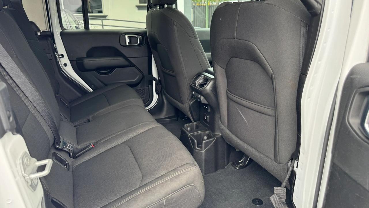 2023 Jeep Gladiator Overland Miami FL