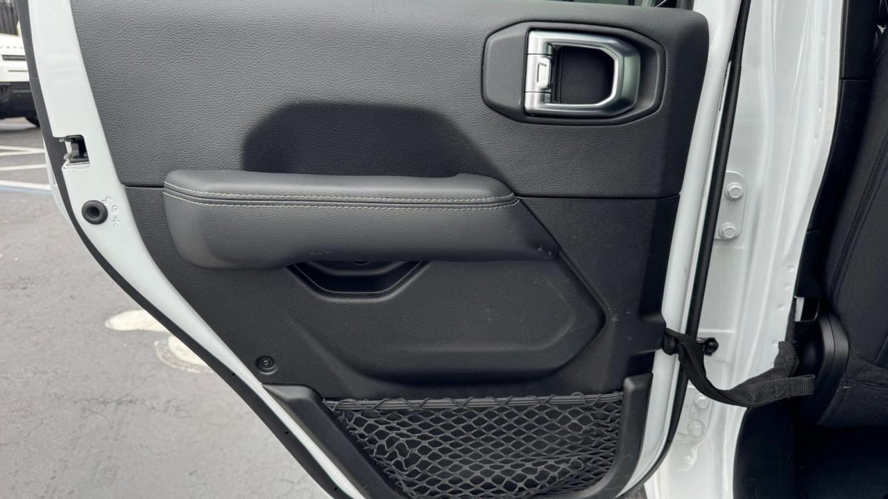 2023 Jeep Gladiator Overland Miami FL