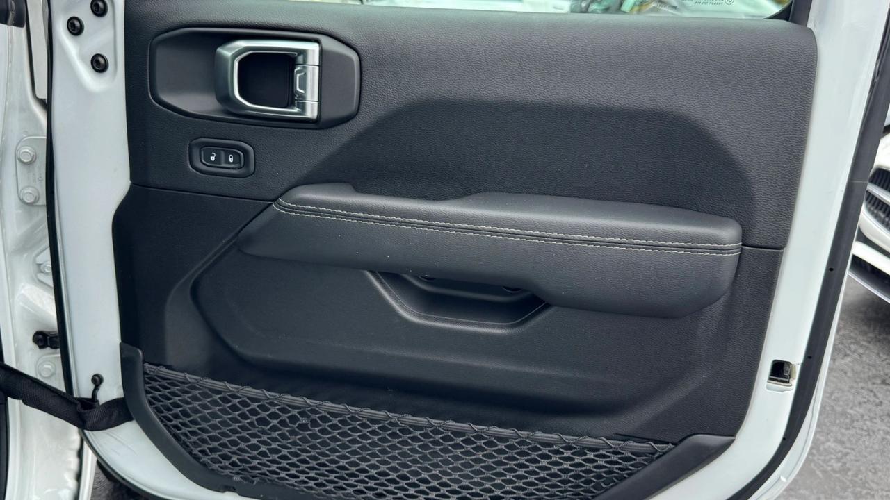 2023 Jeep Gladiator Overland Miami FL