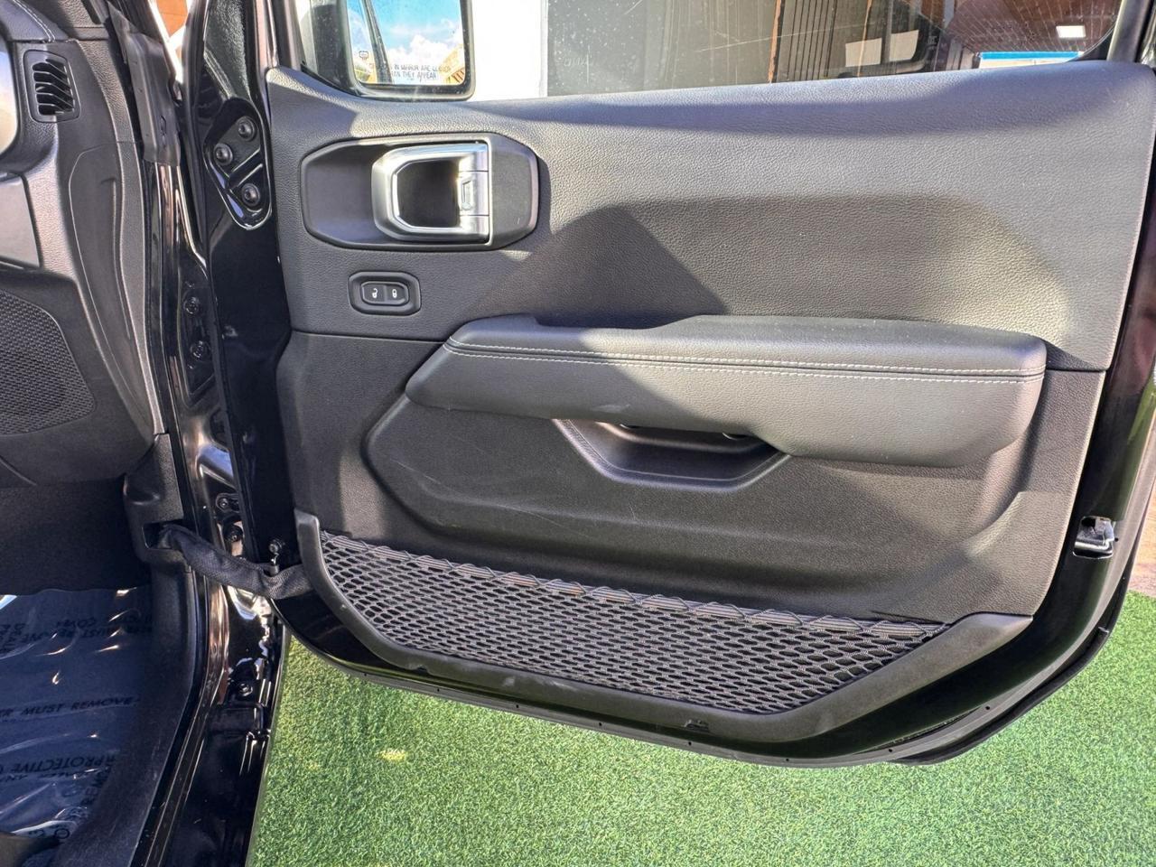 2023 Jeep Gladiator Overland Miami FL